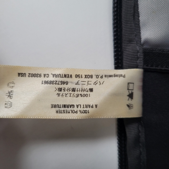 Patagonia Padded mini iPad book case. - Picture 7 of 9